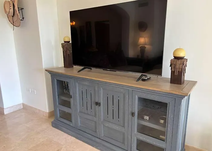 Beautifully Maintained 2-bed In Mananitas San Jose del Cabo